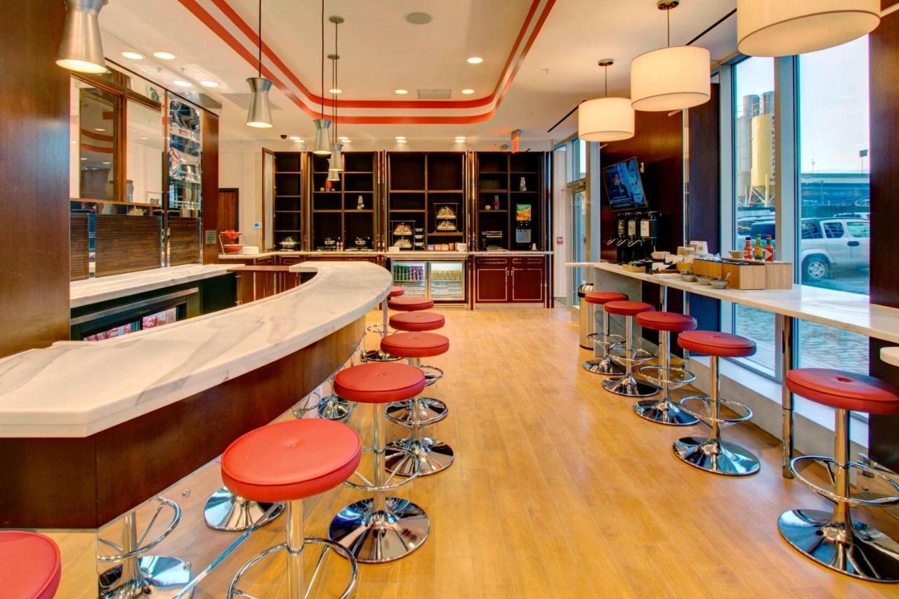 Fairfield Inn By Marriott New York Manhattan/Financial District Bagian luar foto