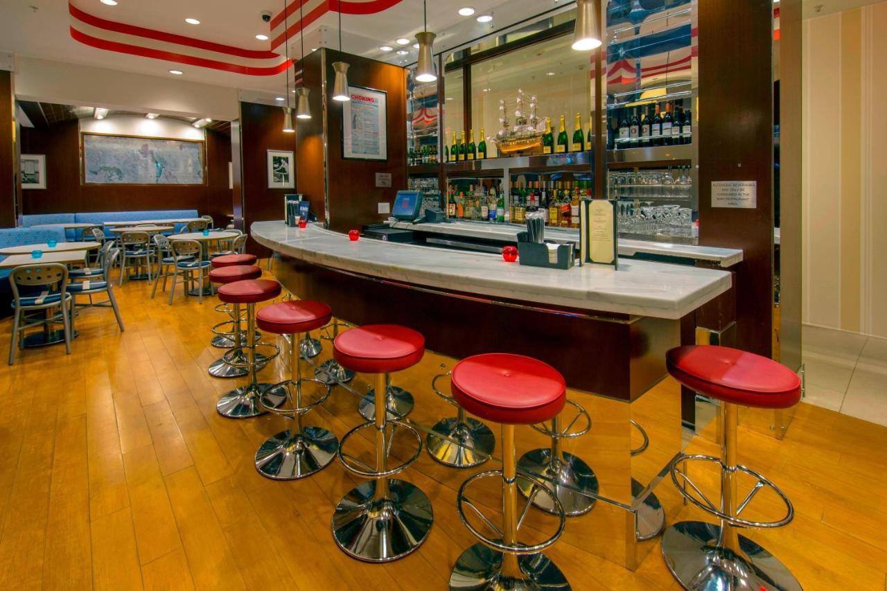 Fairfield Inn By Marriott New York Manhattan/Financial District Bagian luar foto